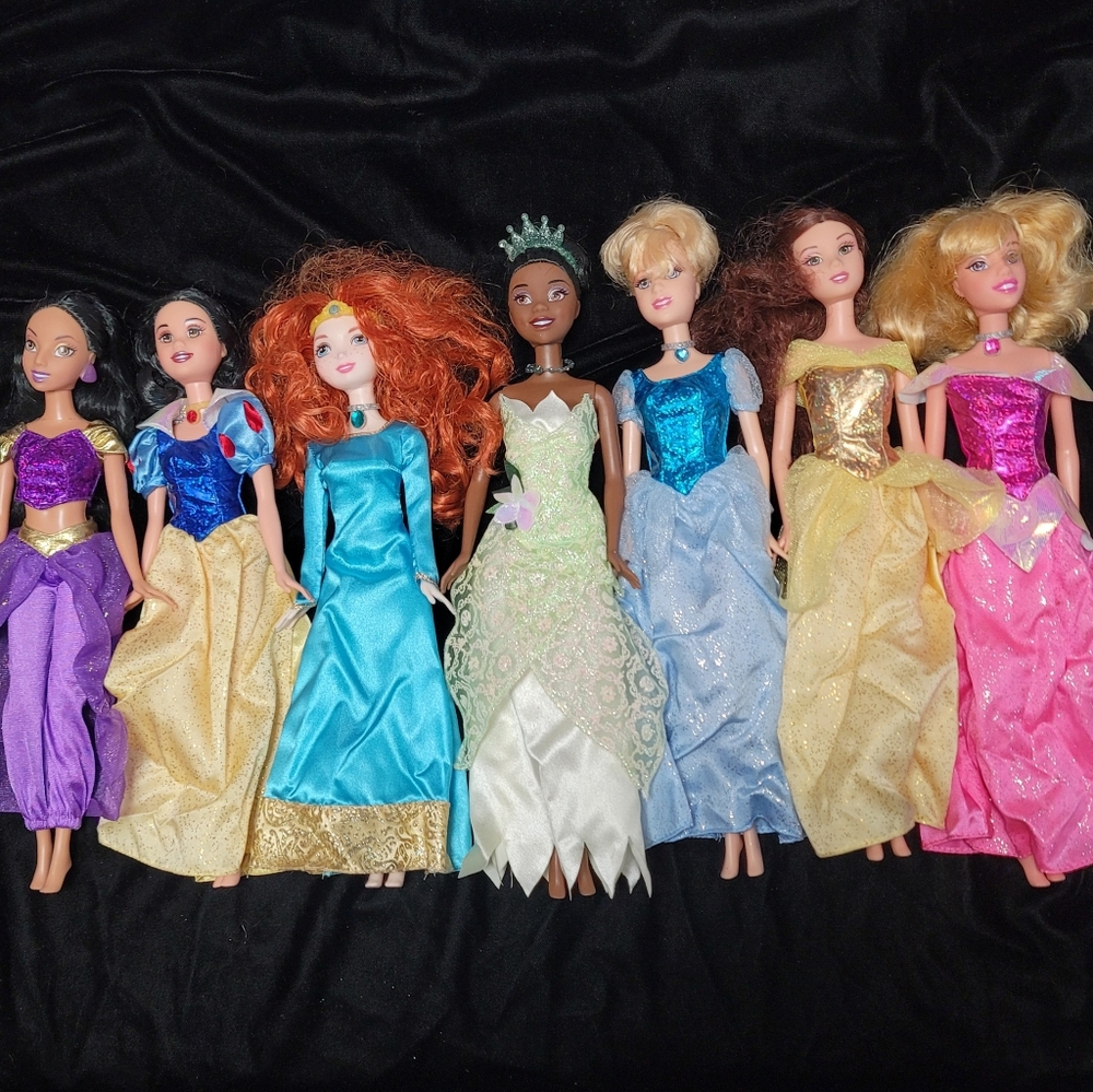 Princess Dolls, Jasmine,Snow White, Tatiana,  Cinderella, Belle, Aurora Preloved